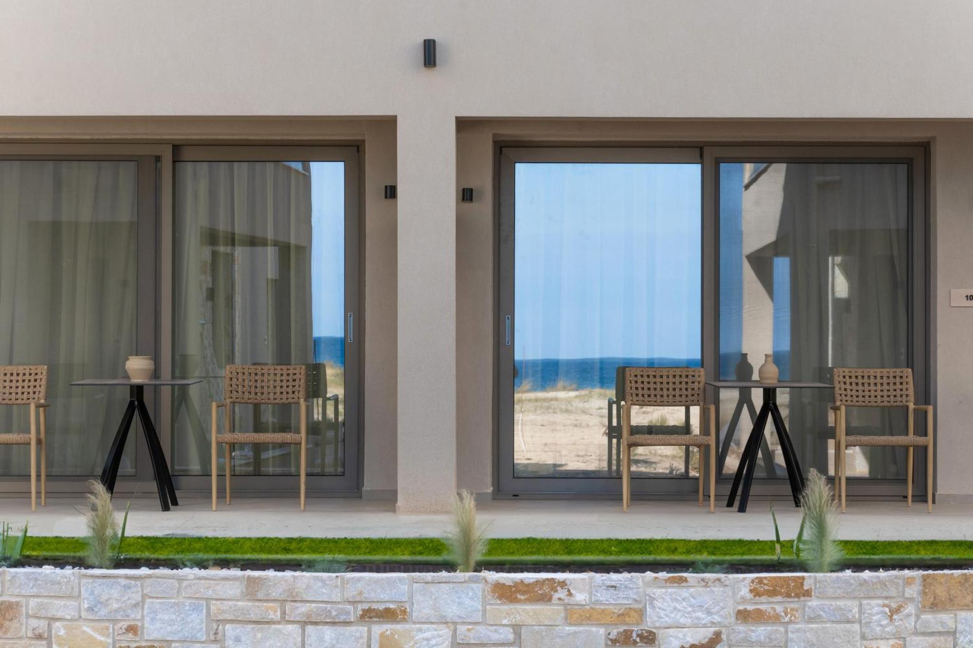 Amo Golden Suites Chrysi Ammoudia Exterior foto