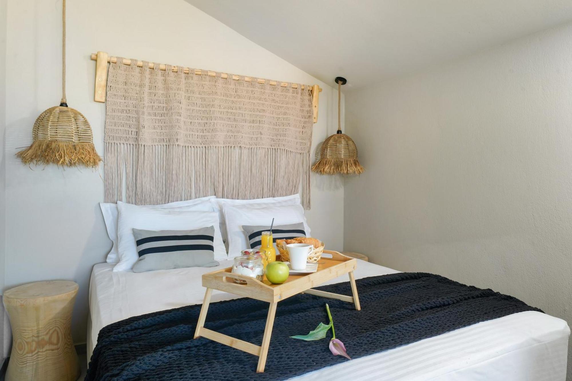 Amo Golden Suites Chrysi Ammoudia Exterior foto