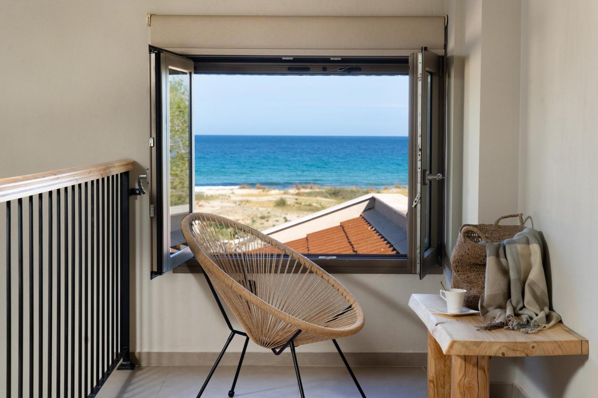 Amo Golden Suites Chrysi Ammoudia Exterior foto